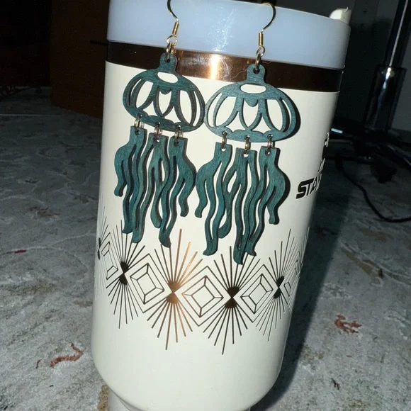 Handmade Jellyfish Earrings - Picture 4 of 4